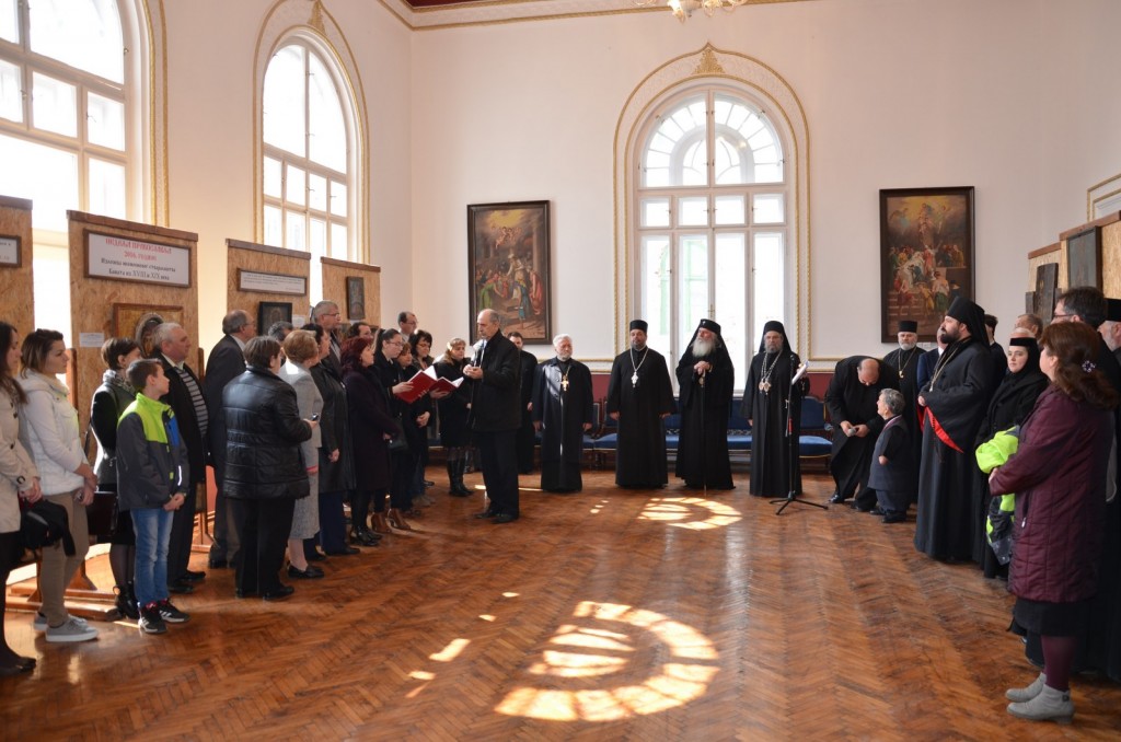 DSC_6044_1600x1060