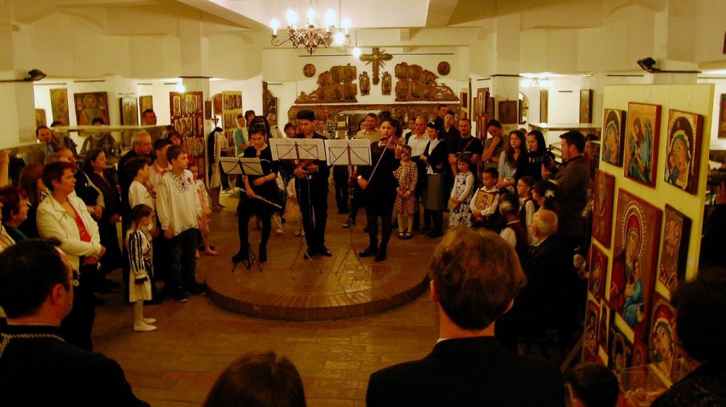 Expozitia Lumina Florilor de Pasti (1)