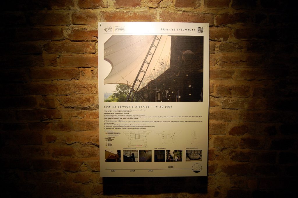 expo-biserici-de-lemn-1-large