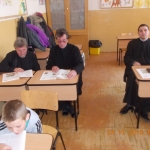 12 (Medium)